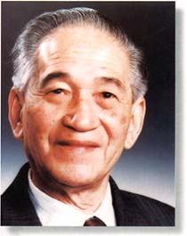 严志达-1.jpg (17835 bytes)