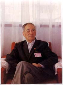 严志达-2.jpg (14817 bytes)