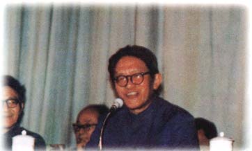 胡济民-2.jpg (16938 bytes)