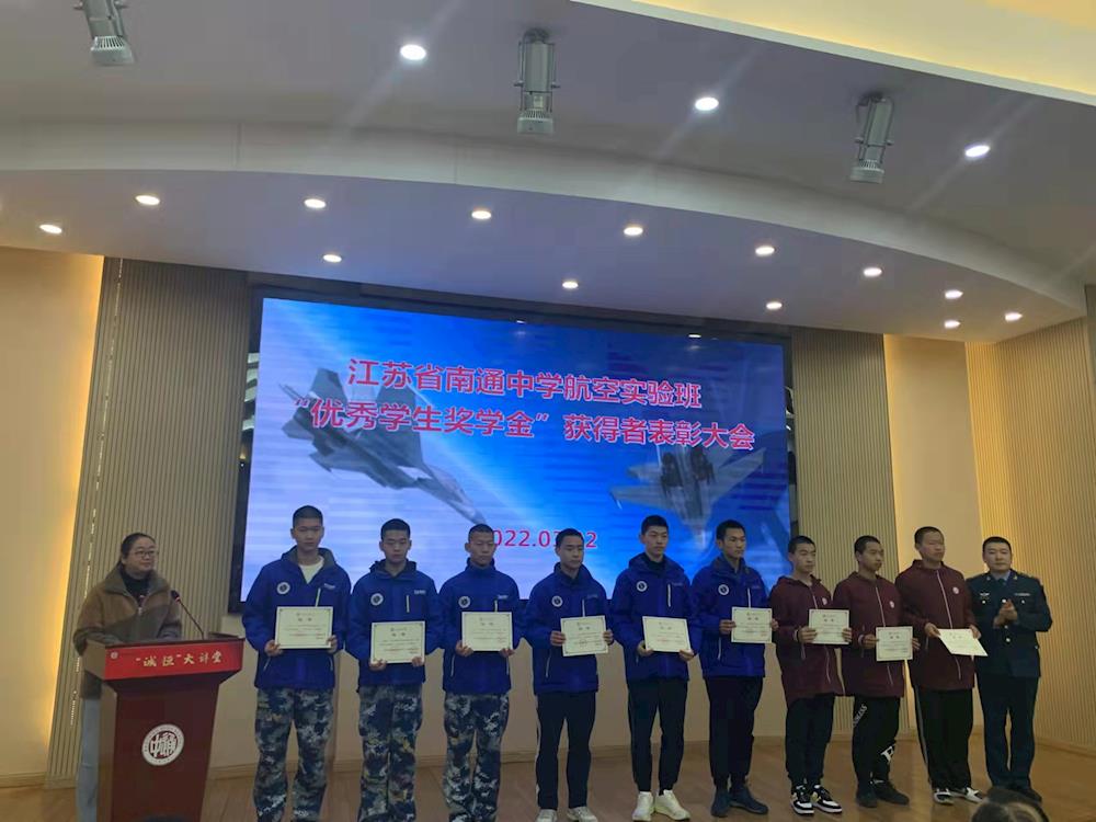 fcb56877b9c14964911d526b00a7457f.jpg fcb56877b9c14964911d526b00a7457f.jpg