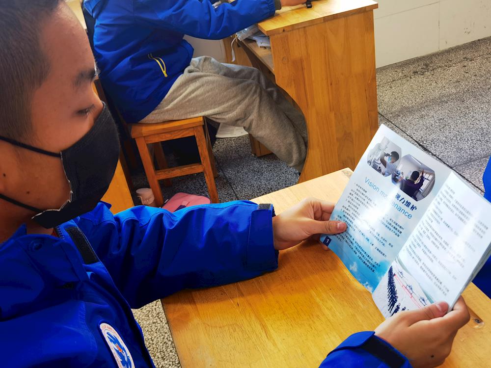 6bf5a782d9564c56a81873fa4bfc1601.jpg 6bf5a782d9564c56a81873fa4bfc1601.jpg