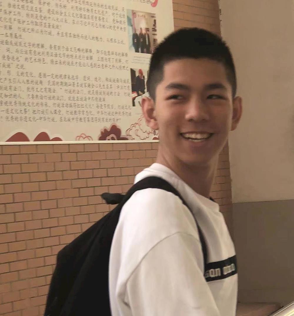 05e4001bd8ba4e0f976d22276e1ba63b.jpg 05e4001bd8ba4e0f976d22276e1ba63b.jpg