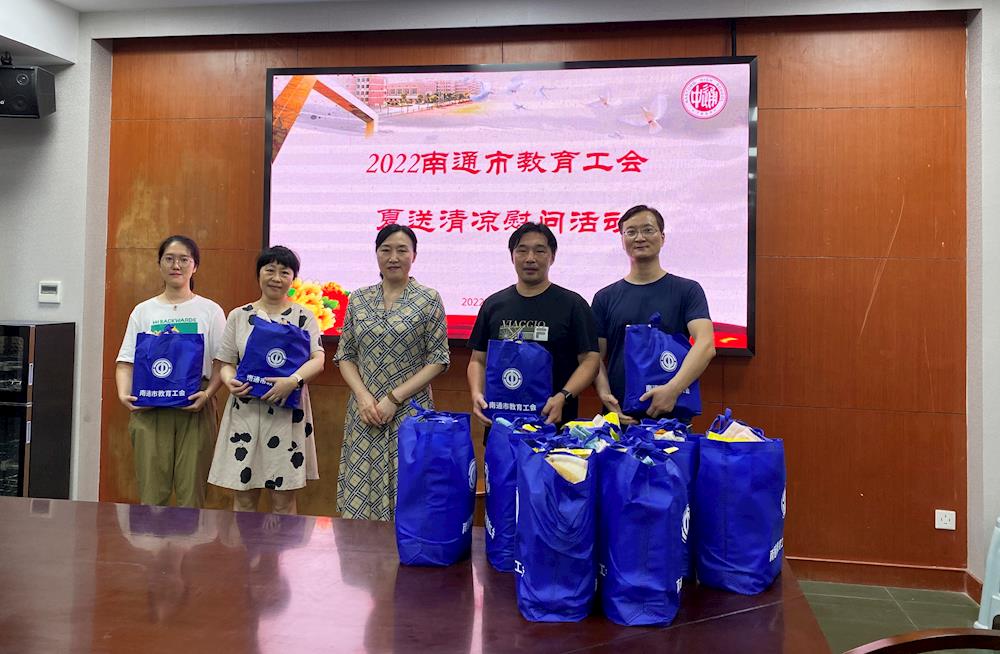 a0b41e2035ba484faf49ce672404e0a9.jpg a0b41e2035ba484faf49ce672404e0a9.jpg