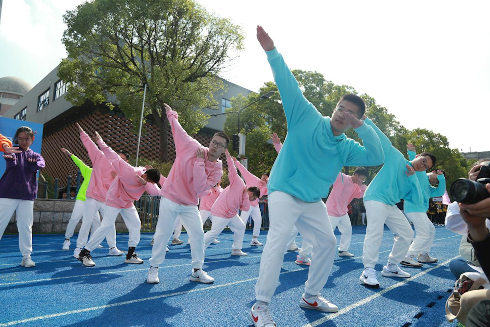 41aa219bf44d400a9eae9c8882e496e4.png 41aa219bf44d400a9eae9c8882e496e4.png