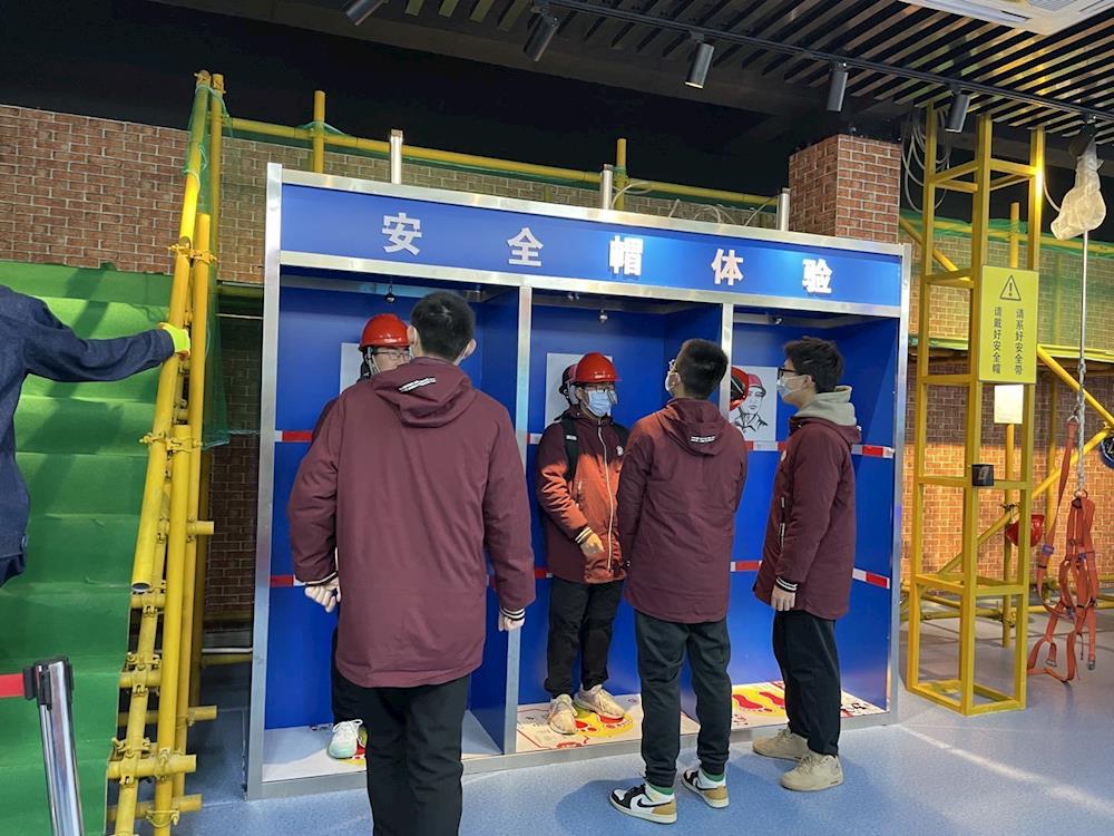 72338c4b977249499de9ada8431589bd.jpg 72338c4b977249499de9ada8431589bd.jpg