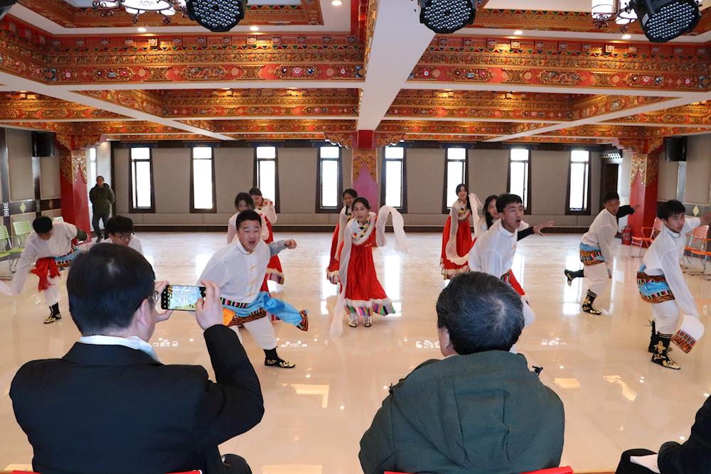 b9e042899aea418095bd9961d0b12f65.jpg b9e042899aea418095bd9961d0b12f65.jpg