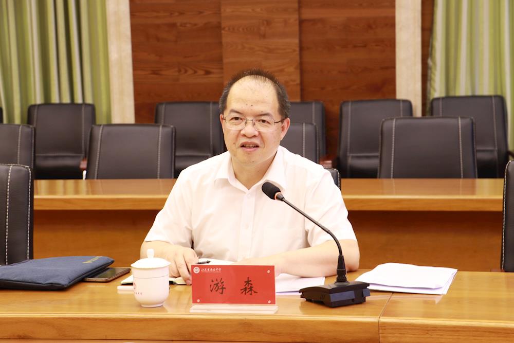 2c4245776f6a4d2f8f80941880dd86af.jpg 2c4245776f6a4d2f8f80941880dd86af.jpg