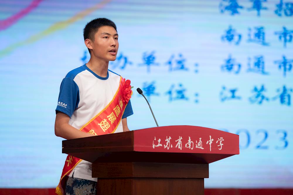 61203e1ce269449f80fb9e174f4eabbf.jpg 61203e1ce269449f80fb9e174f4eabbf.jpg