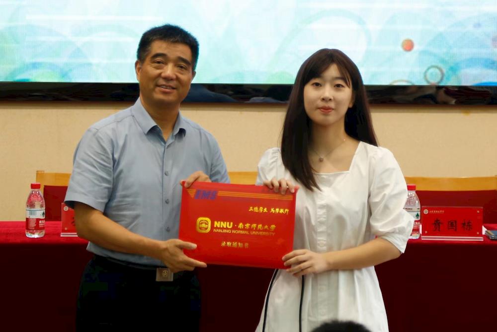 21cbd6eb6f914ceaa91fecbcf3012e7f.jpg 21cbd6eb6f914ceaa91fecbcf3012e7f.jpg