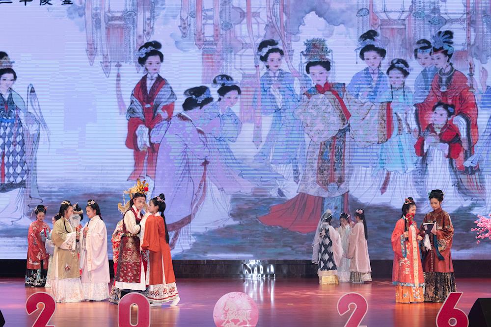 38be0caf6d7f41879d3b50baab1cac13.jpg 38be0caf6d7f41879d3b50baab1cac13.jpg