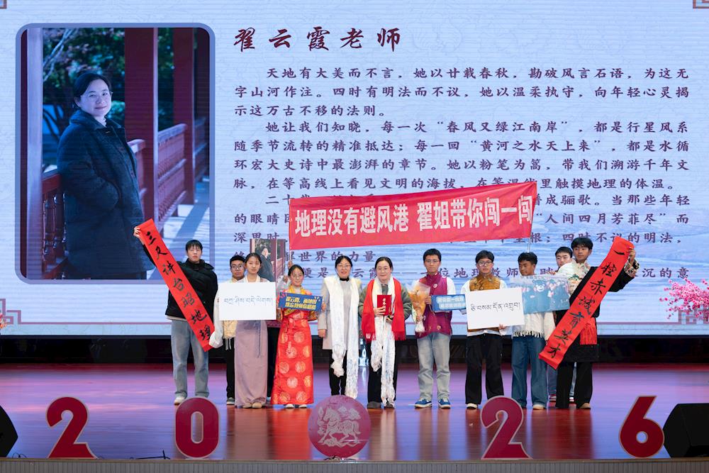 81786cb01ea14947ae0b87b1d573cc1f.jpg 81786cb01ea14947ae0b87b1d573cc1f.jpg