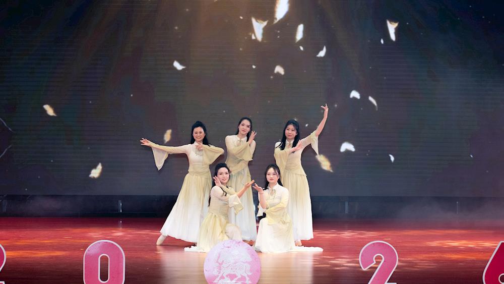 da5a98ddc9824edb8c1f7ce459b66c39.jpg da5a98ddc9824edb8c1f7ce459b66c39.jpg