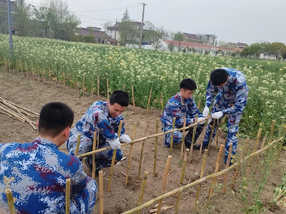 281ff2130ea944059a0bf91660ce69b9.jpg 281ff2130ea944059a0bf91660ce69b9.jpg